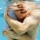 Jouer avec bébé en piscine : conseils et astuces